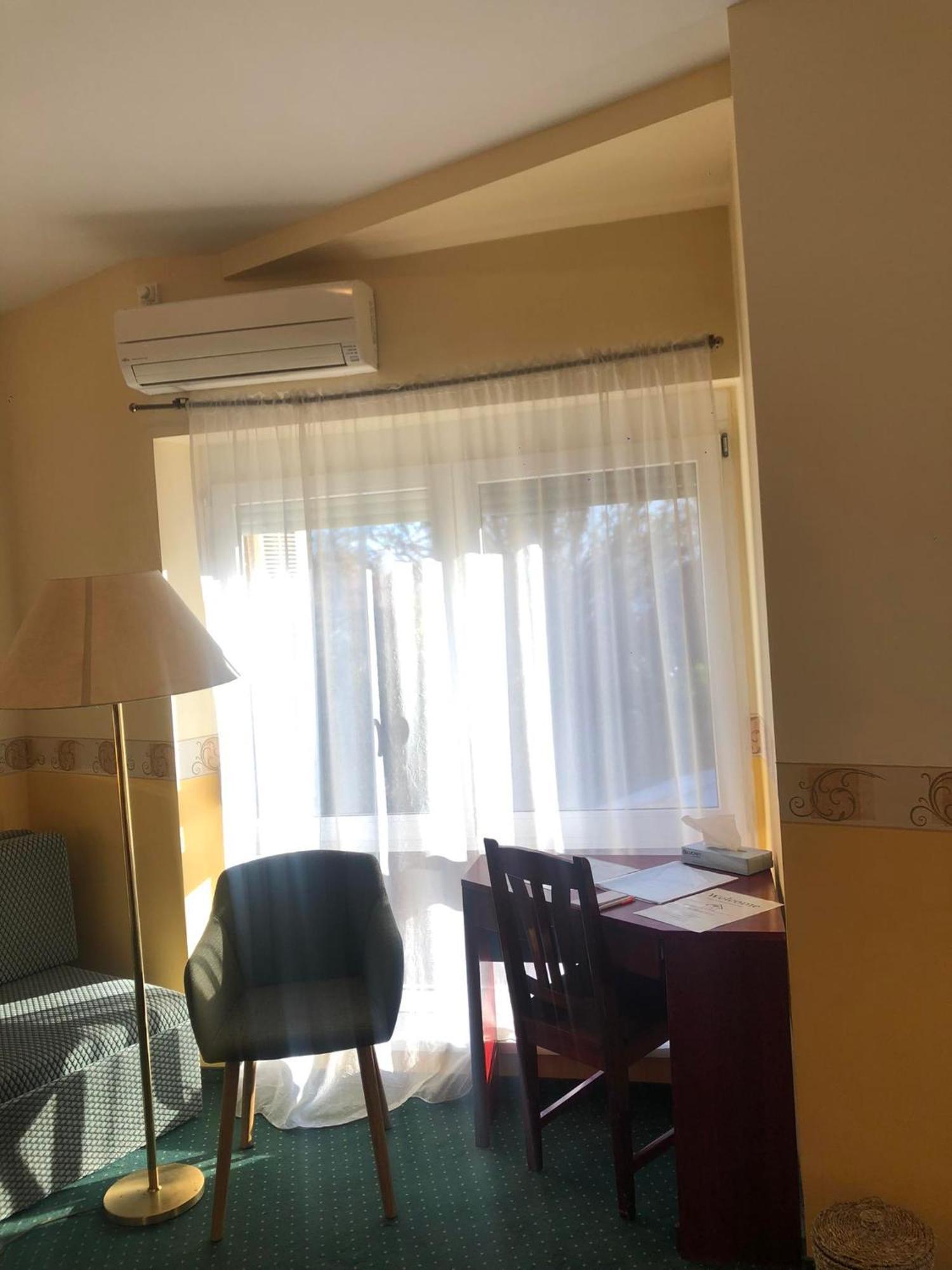Kenguru Panzio Ξενοδοχείο Hódmezővásárhely Εξωτερικό φωτογραφία